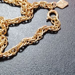 Sarah Coventry Gold Necklace